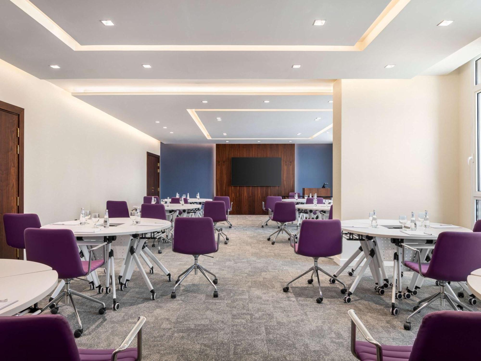 Mercure Riyadh Al Anoud Екстериор снимка