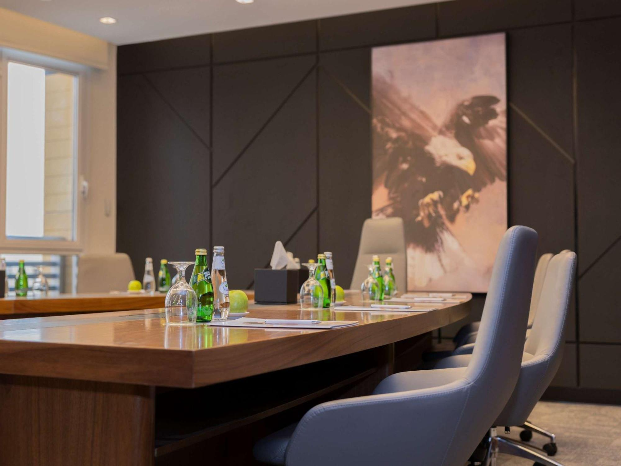 Mercure Riyadh Al Anoud Екстериор снимка
